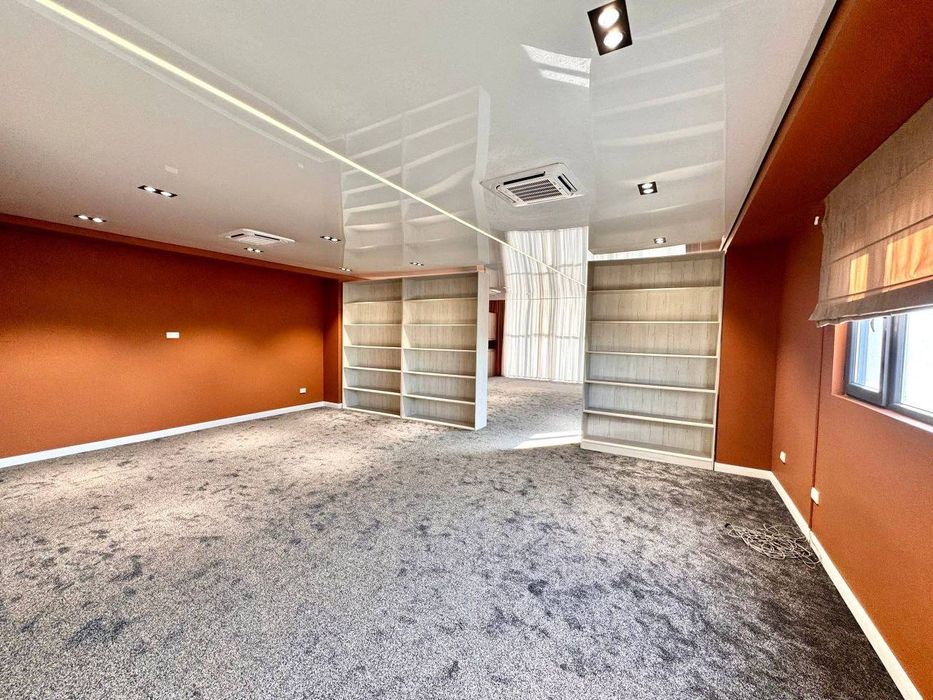 Продаётся коммерческое помещение Мирзо-Улуғбек ор-р Паркентский Evos