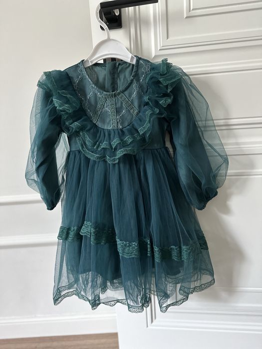 Нарядное поатье для девочки