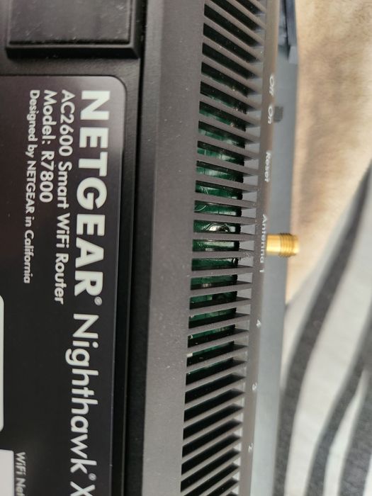 Рутер NETGEAR R7800