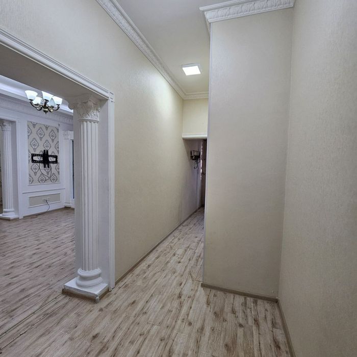 Квартира продаётся высокопотолочка Аллея Гагарина 2/3/4 Чиланзар 1 ква