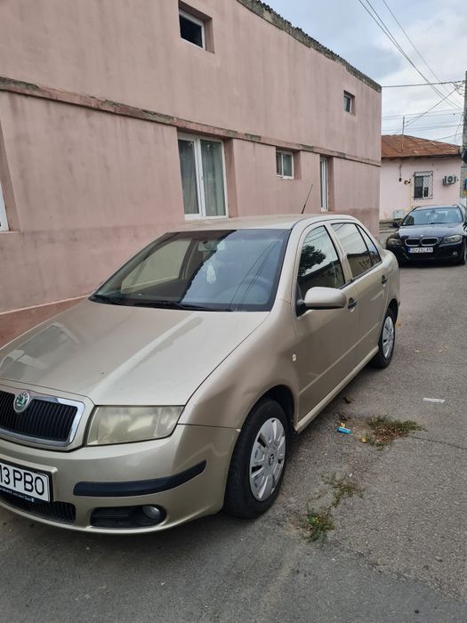 Vând skoda fabia