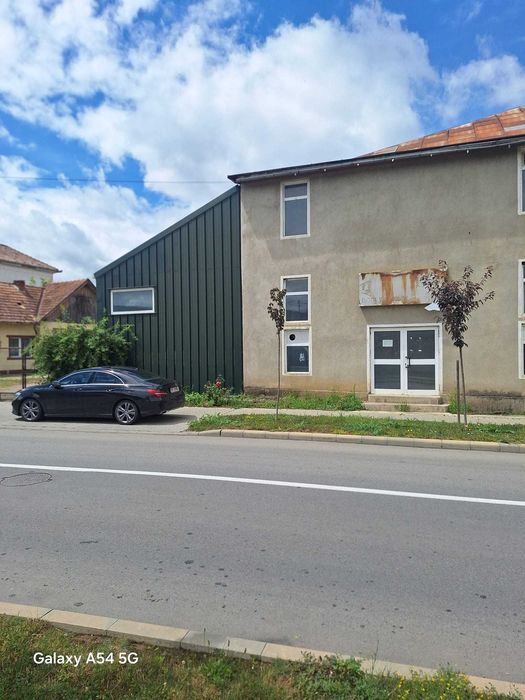 Hala industriala de vanzare/inchiriere