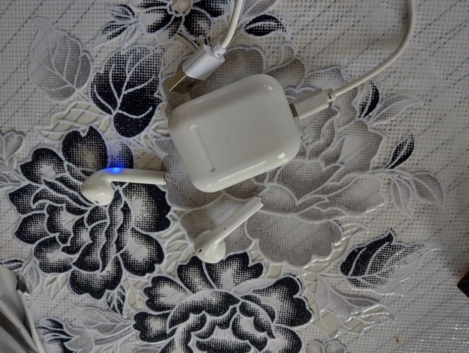 Блутут хендсфрее слушалки