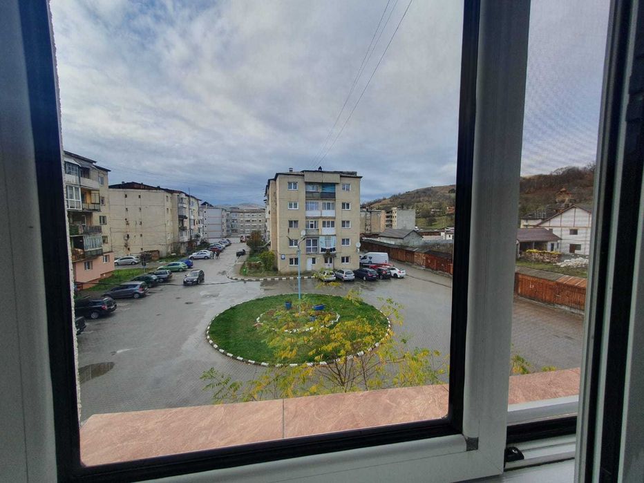 Apartament 3 camere ,decomandat!