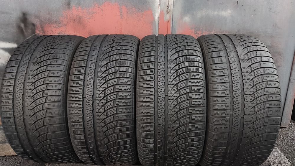 4бр. зимни гуми 255/40/18 Nokian WR, XL подсилени 
dot22
6.5/7.4mm
 Мн