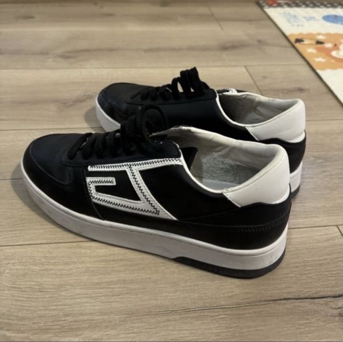 Мъжки маратонки Guess