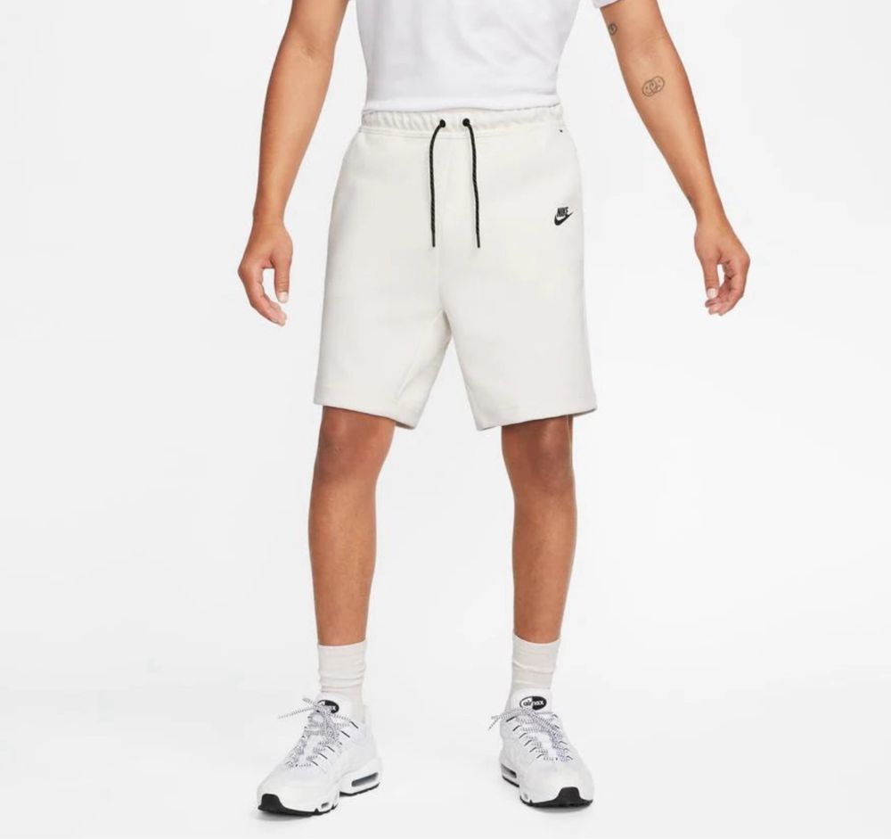 Мъжки къси панталонки Nike Tech Fleece Phantom - размер L