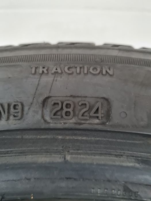 Летни гуми 2 броя BRIDGESTONE Turanza  T005 245 40 R19 дот 2824