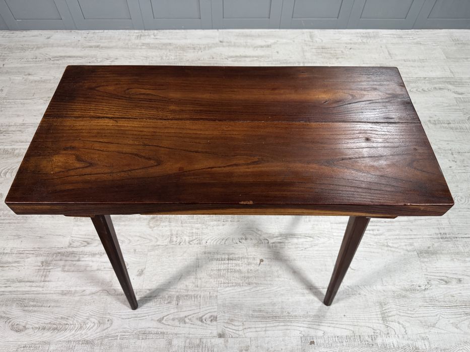 Рустикална, малка, трапезна маса У018