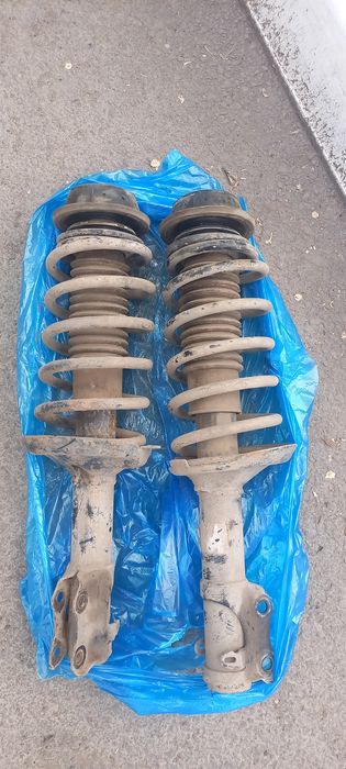 Продам стойки Б3 пассат