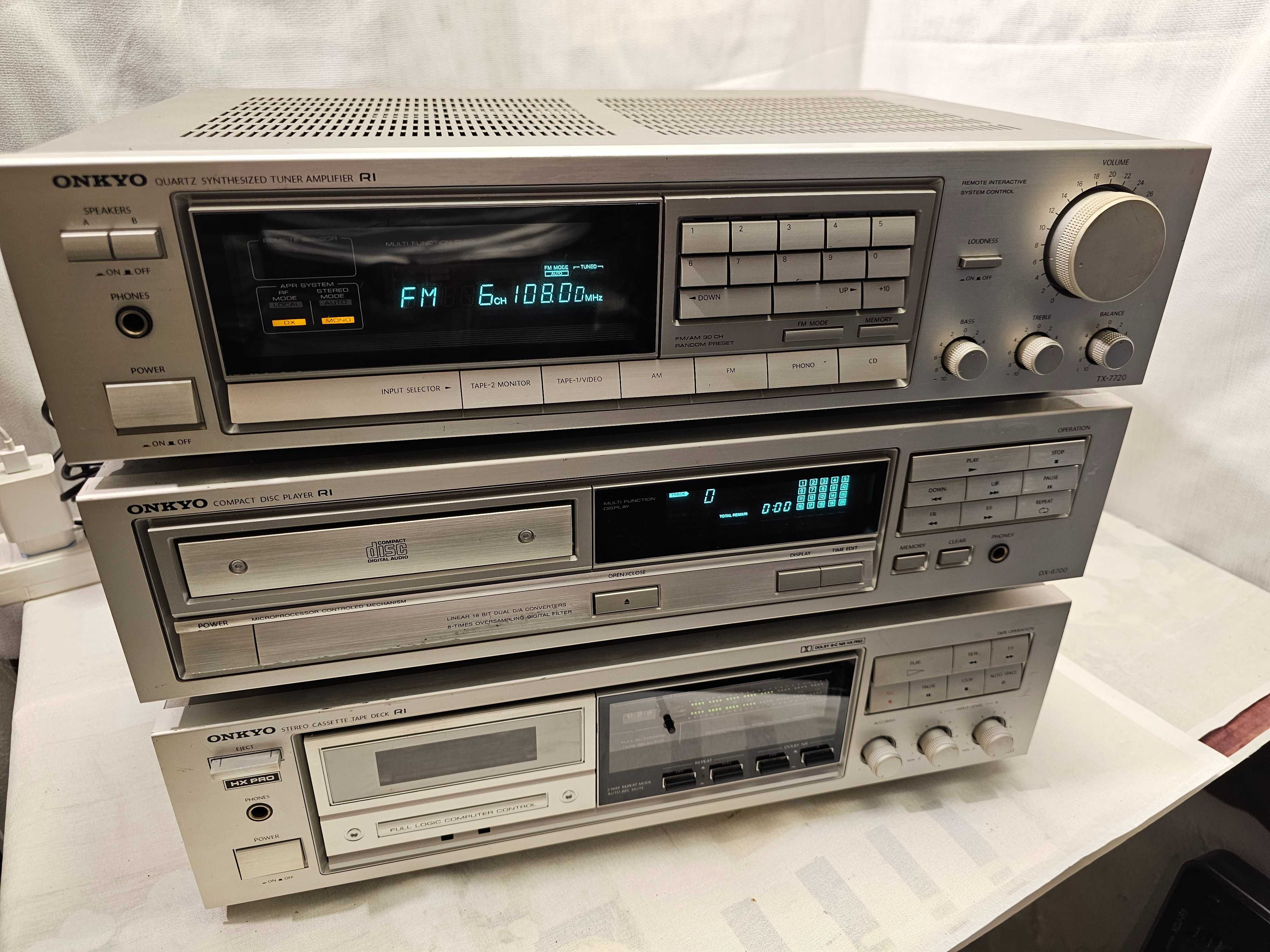 Linie Onkyo TX-7720 DX-6700 TA-2620