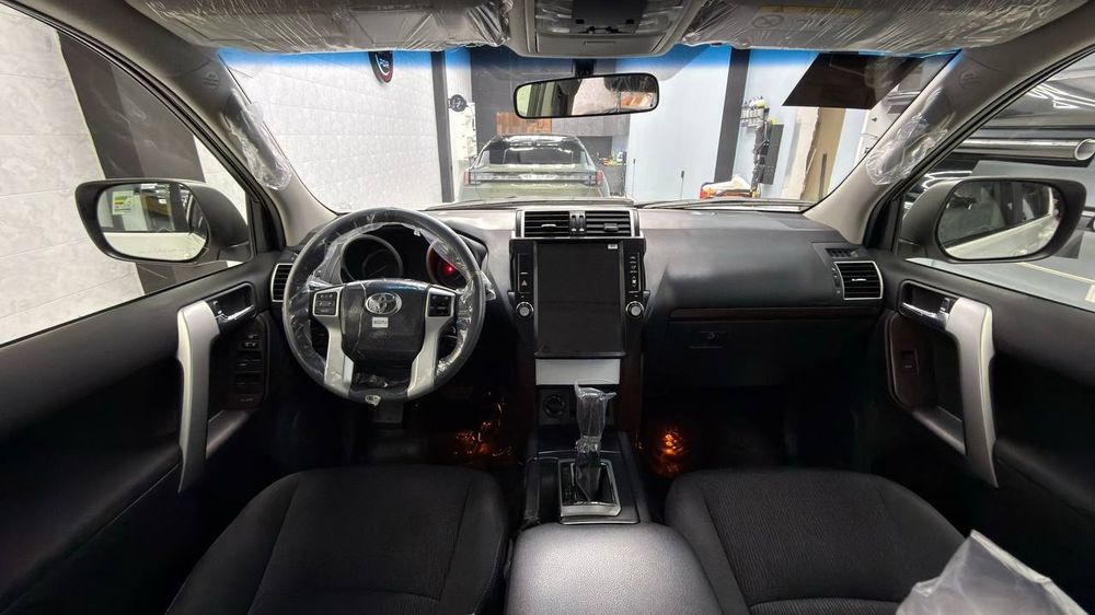 Toyota Land Cruiser 150