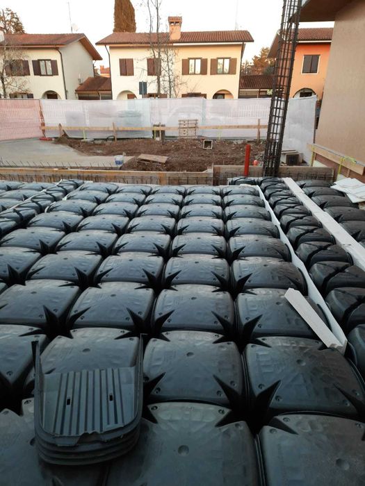 Firma de constructti executa lucrari (renovam apartamente exp. 22 ani)