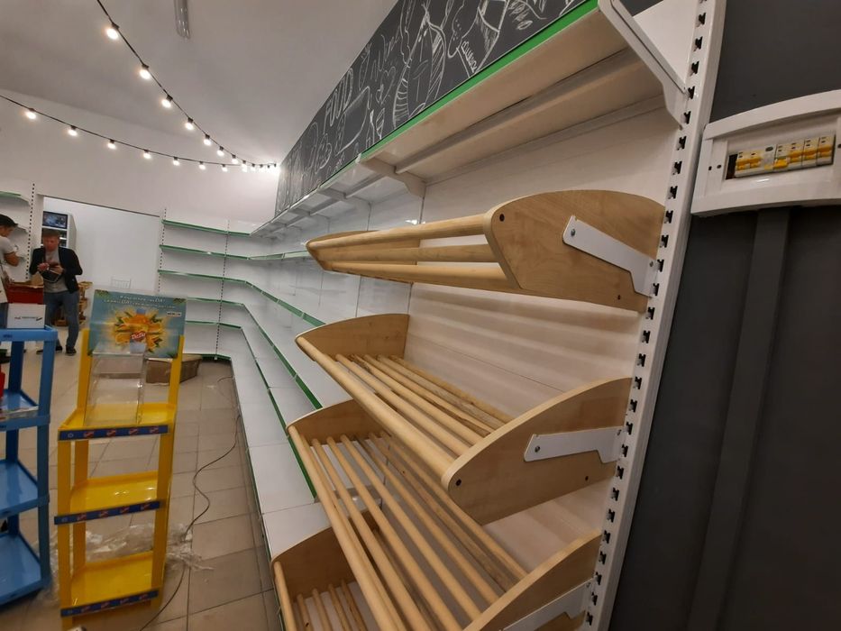 Стеллажи пристенные стеллажи островные овощные хлебные стеллажи