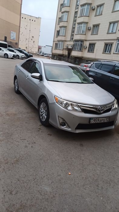 Срочна продам Toyota Camry 50