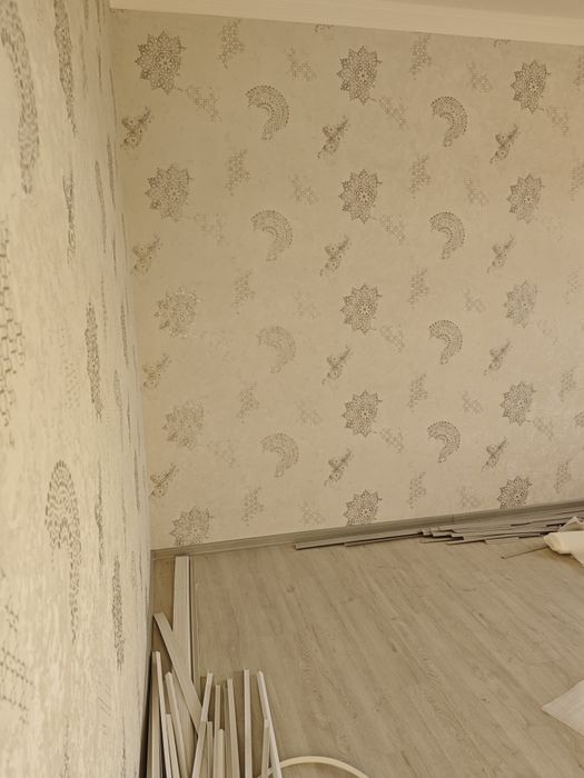 Уч кахрамон постидан 5 км шурода. Коттедж 5 хона 2 этаж