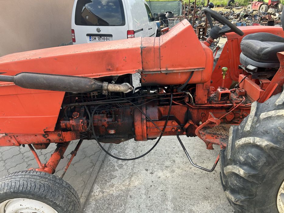 Tractor renault 86