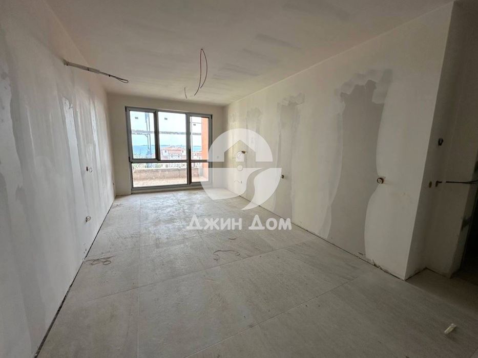 Продава се Двустаен апартамент в к.к. Слънчев бряг - 65 кв.м за 2154 €/кв.м - Снимка #1