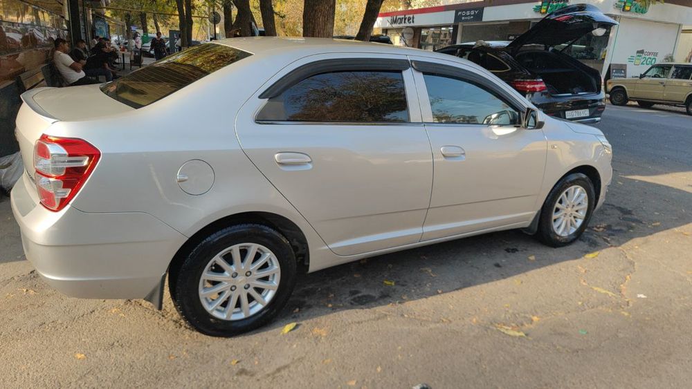 Cobalt 4 пазится Sytle Plus A/T сотилади.

Позицияси: 4 Style Plus A/T