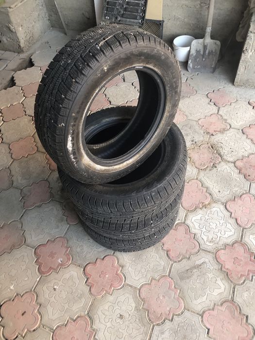 Шины зимние комплект 175/65/R14