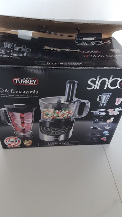 Продам комбайн соковыжималка