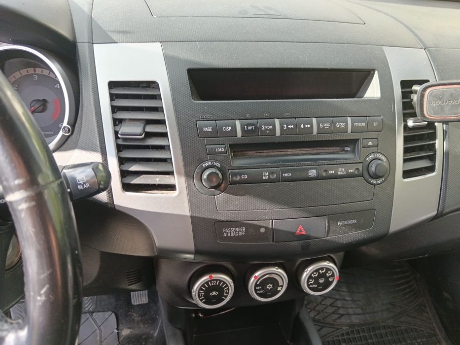 Mitsubishi outlander 2008