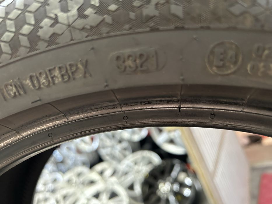 8 броя Зимни Гуми 215/50/17 Continental и Firestone