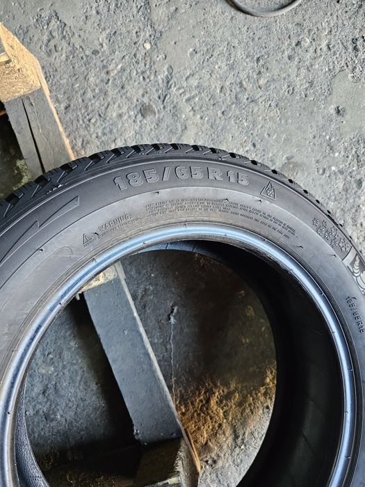 4 anvelope iarna 185 65 15 Michelin 6mm