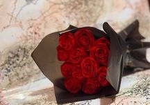 Букет от сатенени рози