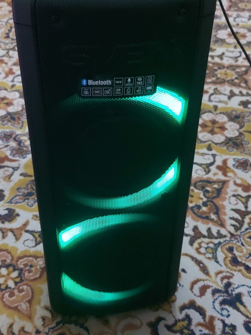 Продам портативную колонку PS 710