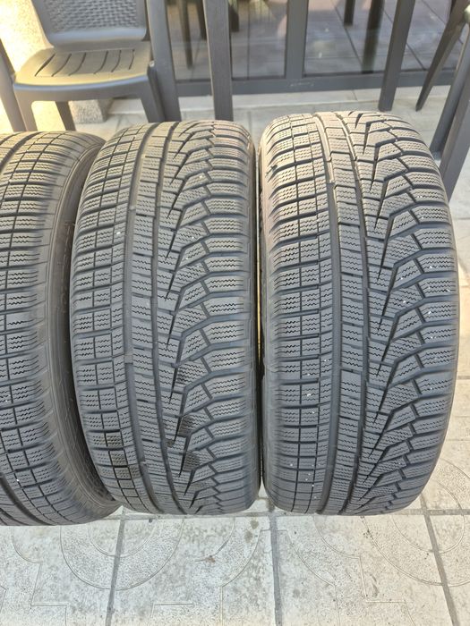 4бр.зимни гуми 215/55/17 98V HANKOOK  Winter I Cept evo 2