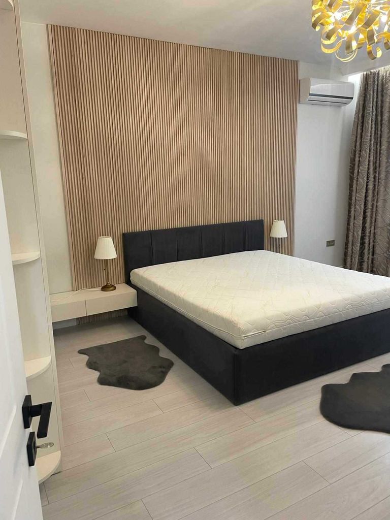 Дава се под наем Тристаен апартамент в София, Център - 110 кв.м за 1700 € - Снимка #5