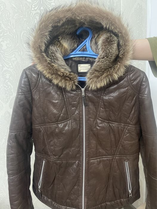 Теплая куртка с капюшоном  натуральная кожа мех