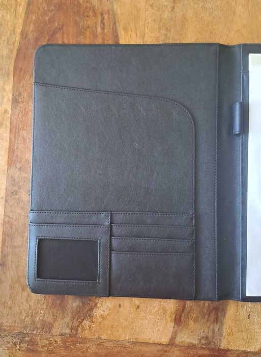 папка луксозна за документи кожена черна A4