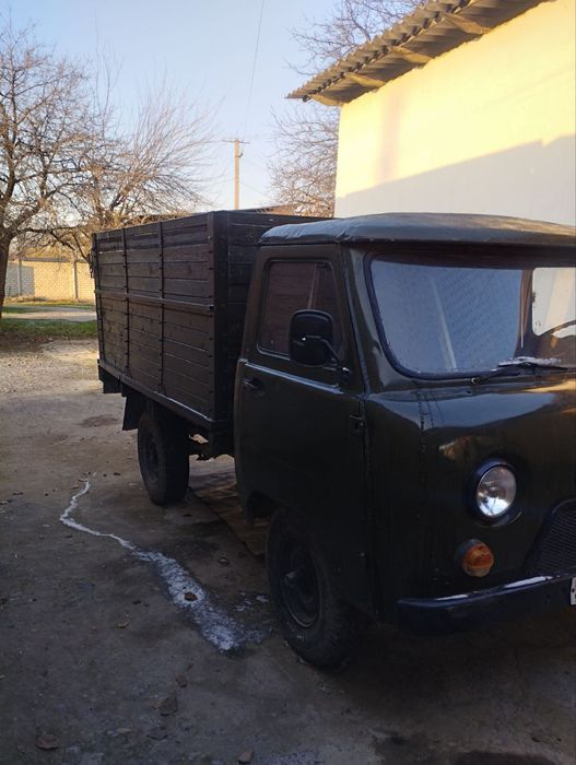 Uvazik sotiladi sastaniyasi zir