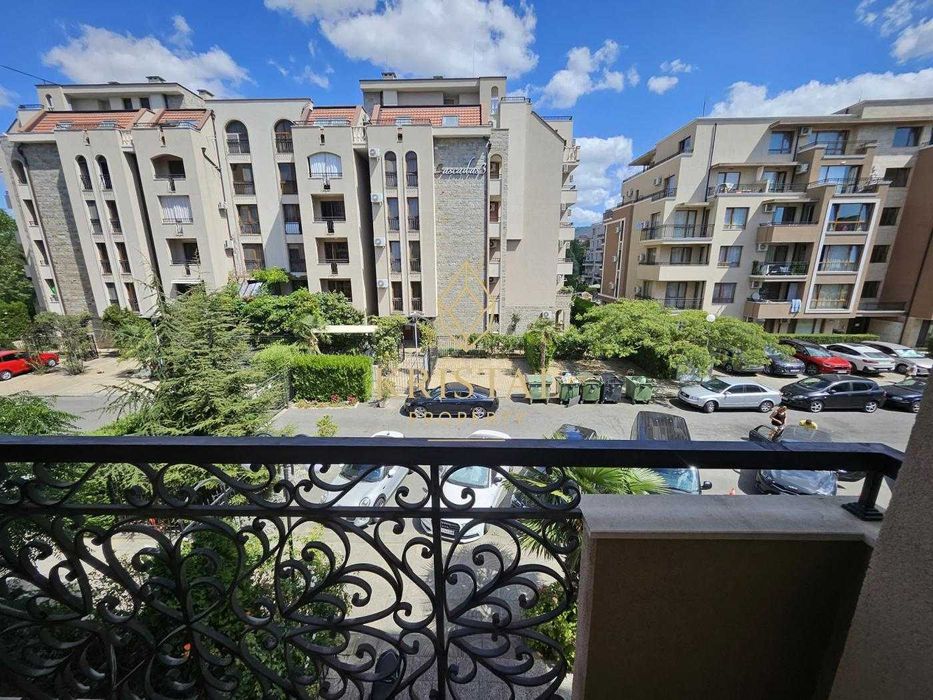 Продава се Двустаен апартамент в к.к. Слънчев бряг - 49 кв.м за 1490 €/кв.м - Снимка #12