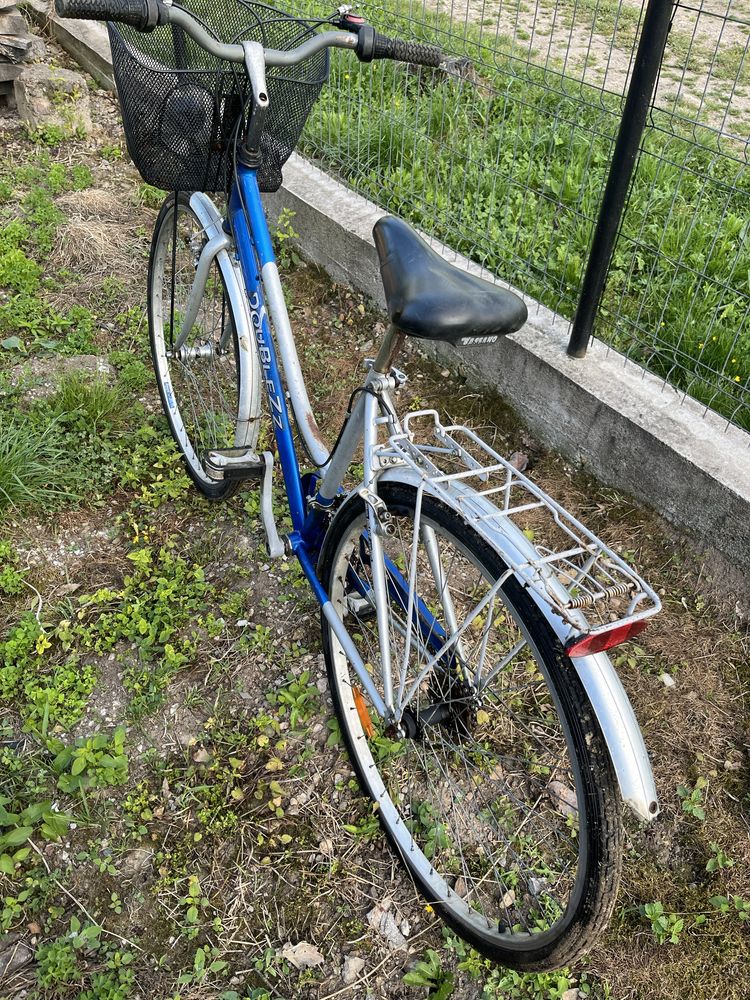 Vând bicicletă