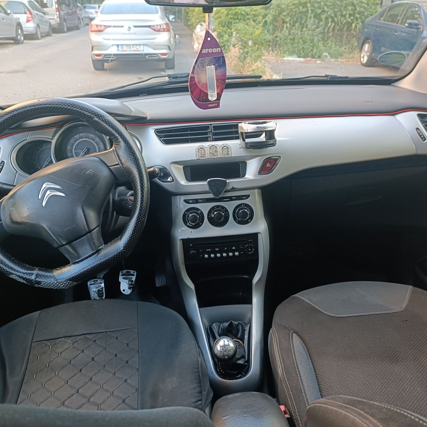 Mașină pentru nepretențiosi e o mașină sa îți faci treabă cu ia