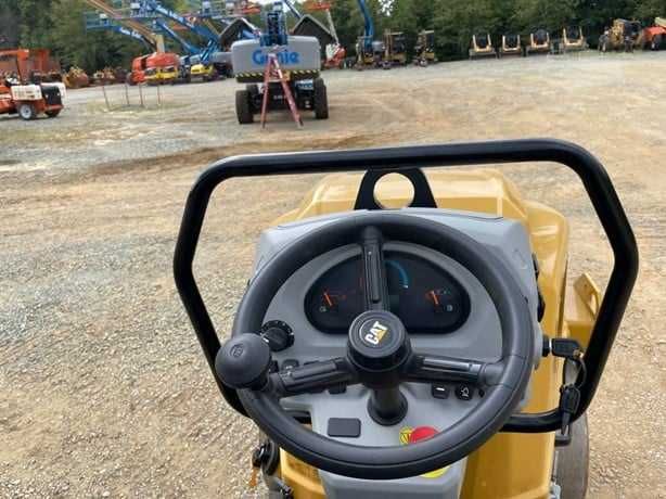 Универсальный каток Cat CB 2.7 GC