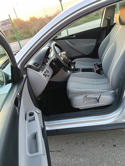 Volkswagen Passat B6, limuzină, 1.6 benzină, Import Germania