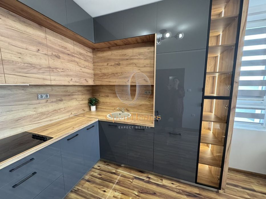 Продава се Тристаен апартамент в Пловдив, Съдийски - 84 кв.м за 2084 €/кв.м - Снимка #5