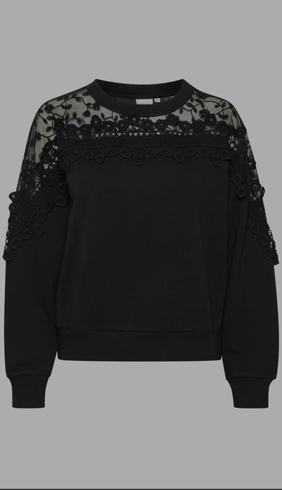 Блуза с красива дантела