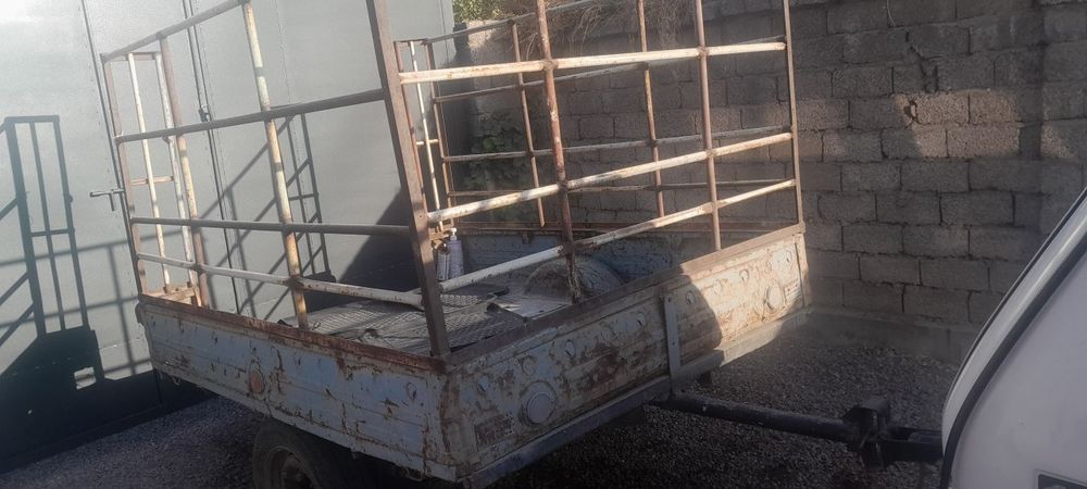 Niva sotiladi pritsepi bilan