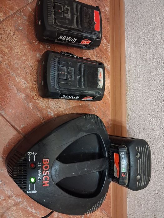 Incarcator Rotopercutor Bosch 36V