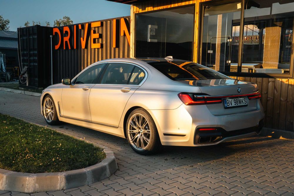 BMW seria 7 G12 740i