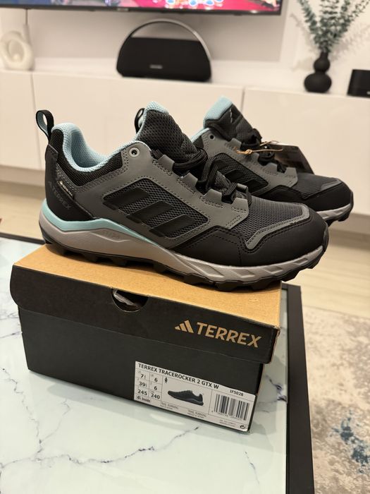 Adidas Terrex 39 1/3  GORETEX  noi