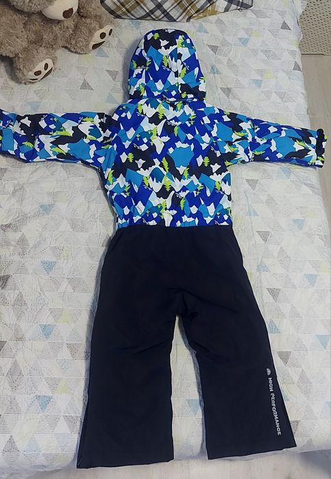 Детски зимен гащеризон Ellesse -1-2г Нов!
