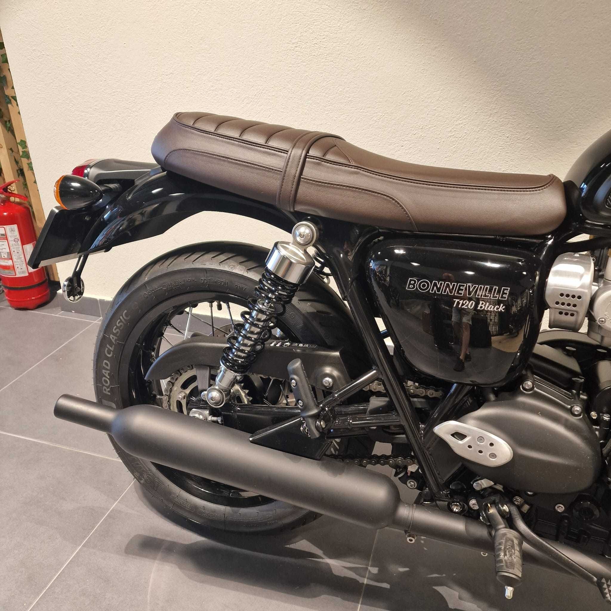 Motocicleta Triumph Bonneville T120 Black | TR9998 | motomus.ro