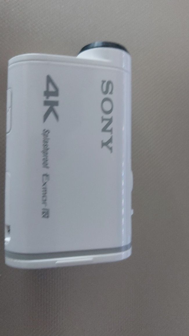 Camera video 4K Sony FDR X1000V  + Baterii rezerva si incarcator