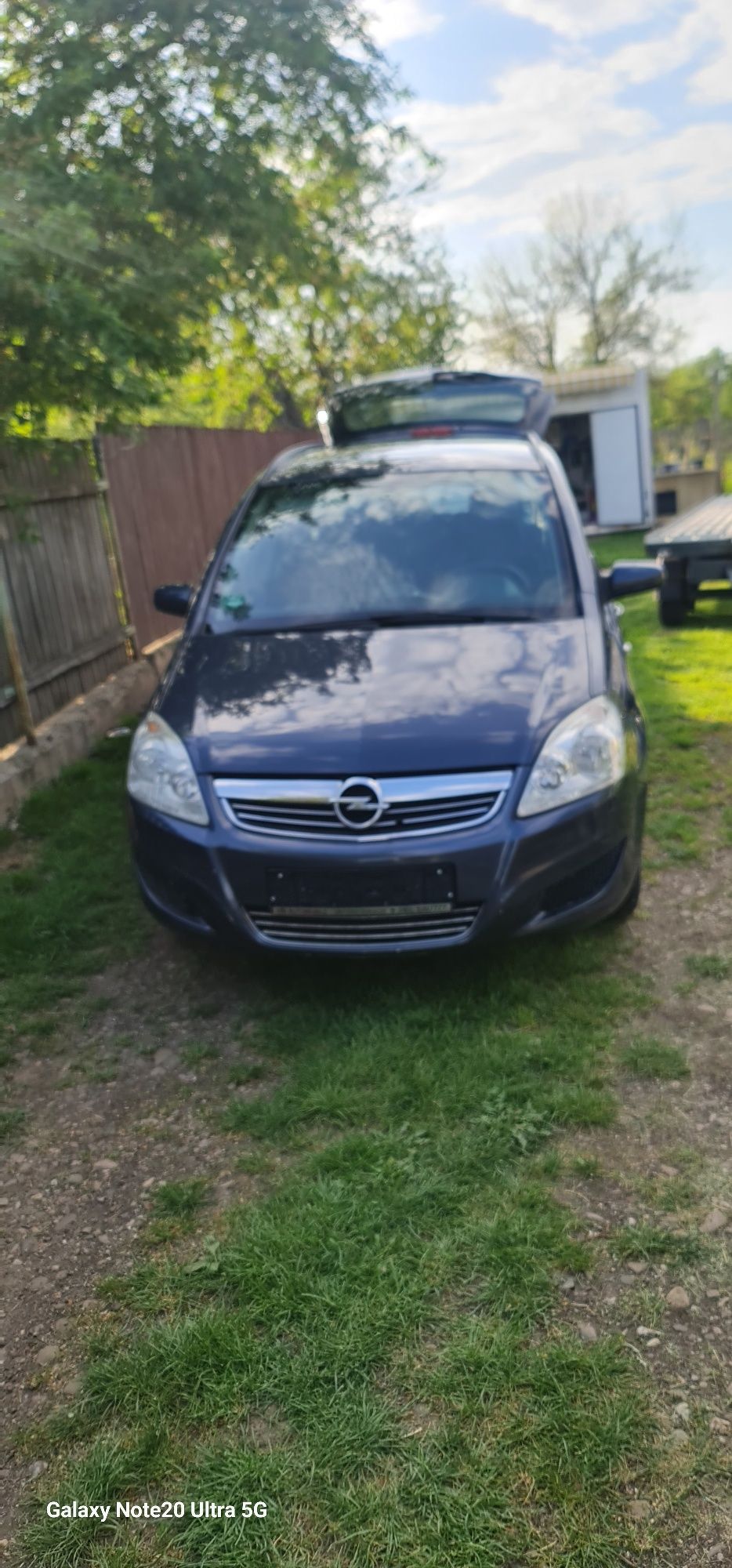 Opel Zafira benzina